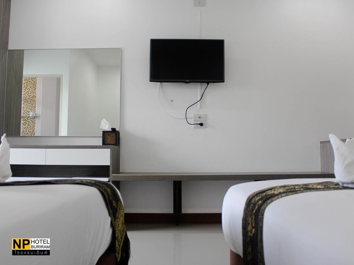 Np Hotel Бурирам Экстерьер фото